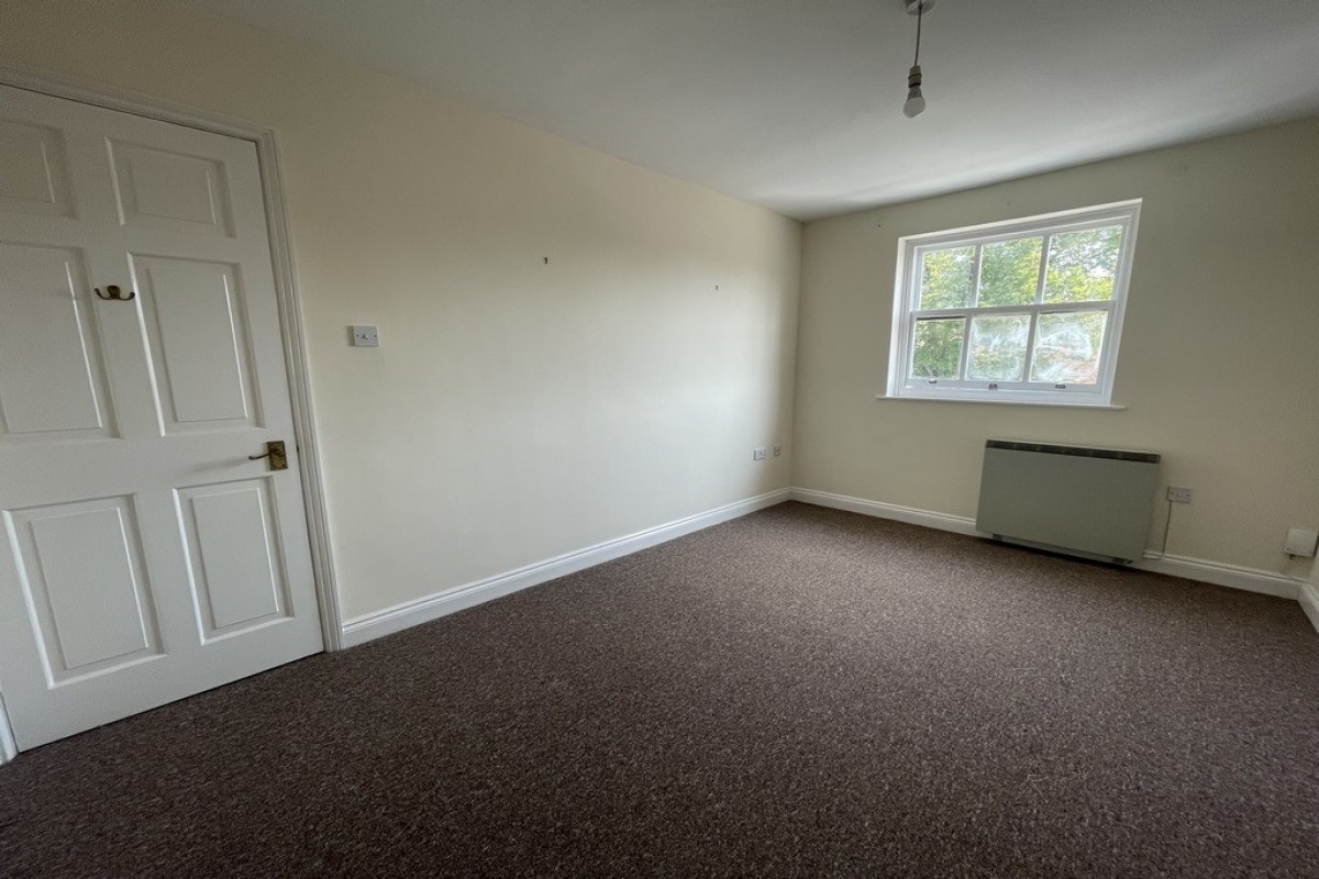 West End Court, Crompton Street, Warwick