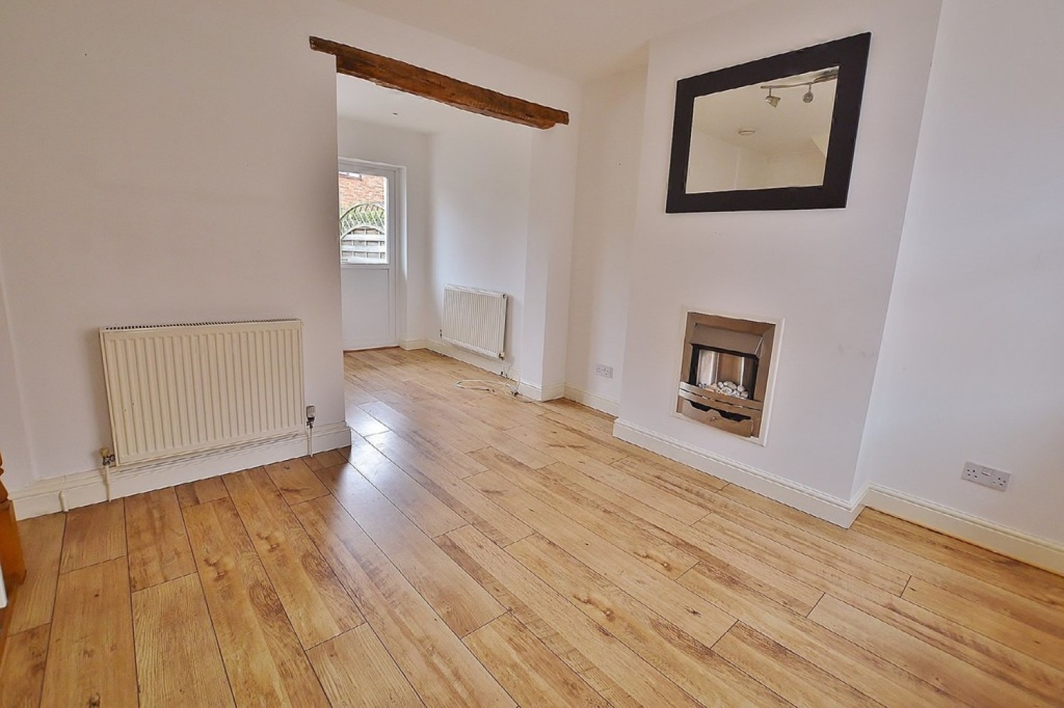 2 bedroom House for Letting Cherry Street, Warwick