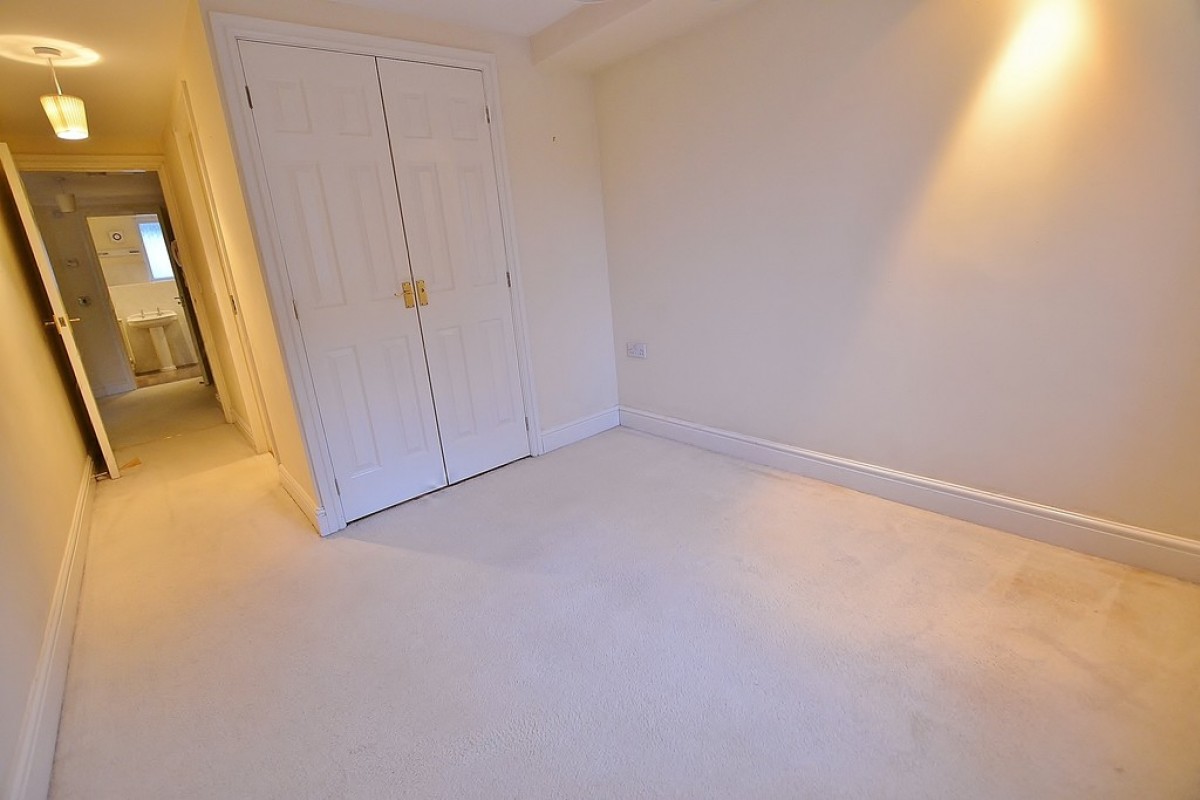 Mulberry Court, Kenilworth