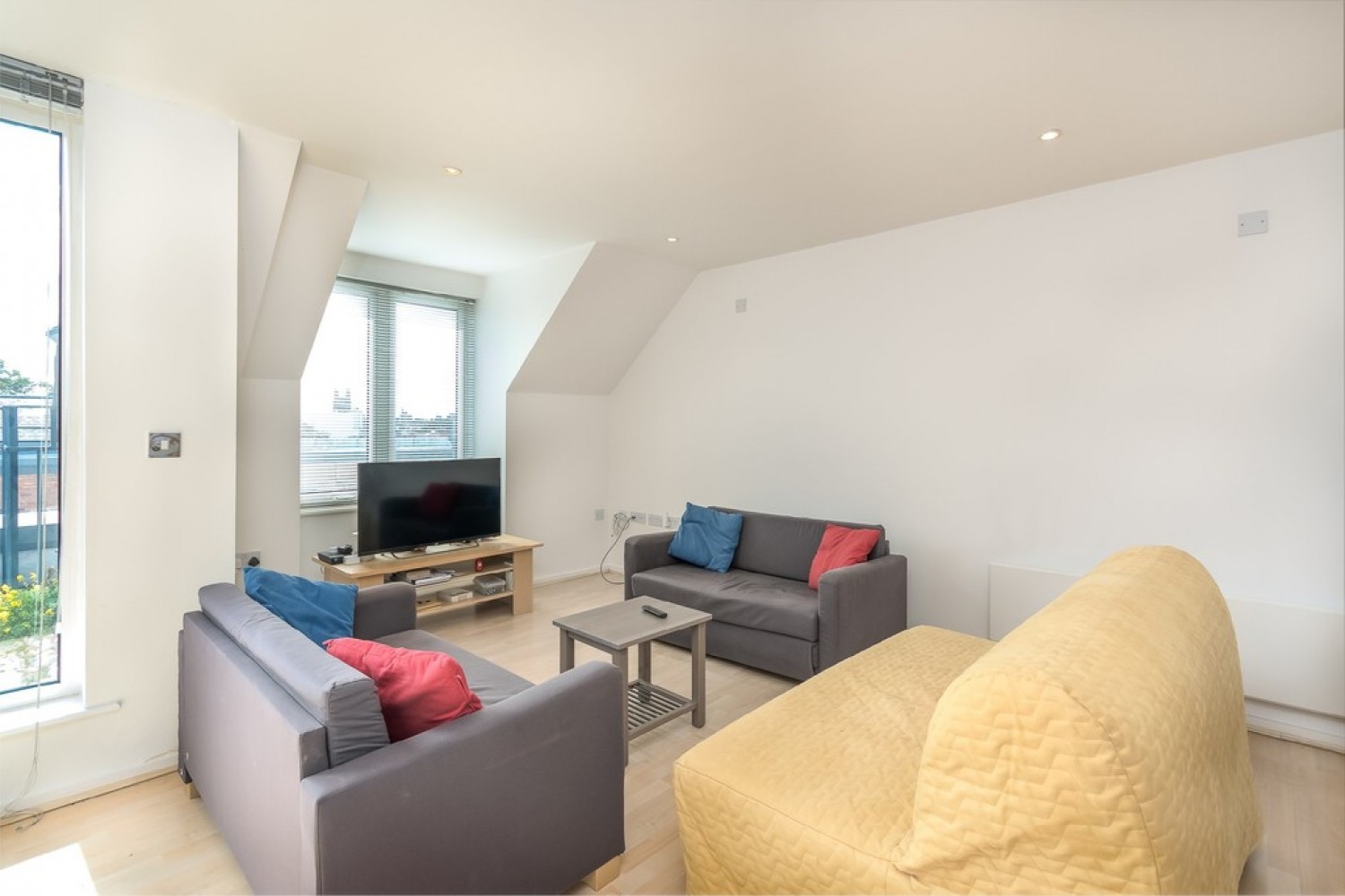 2 bedroom Flat for Letting Regent House, 89 Parade, Leamington Spa