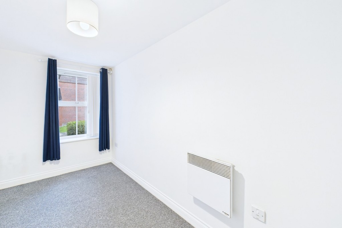 Birch Meadow Close, Warwick