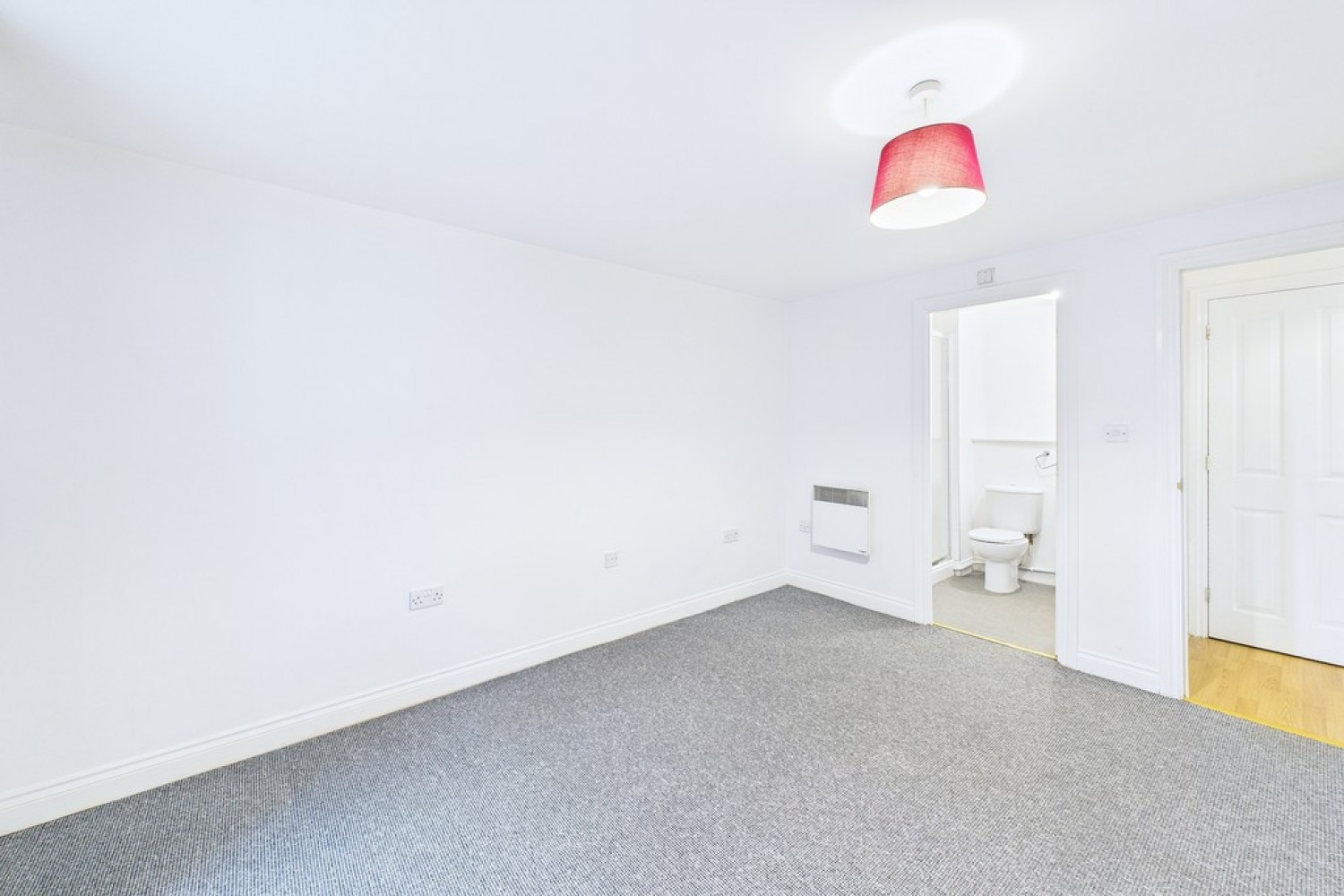 2 bedroom Flat for Sale Birch Meadow Close, Warwick
