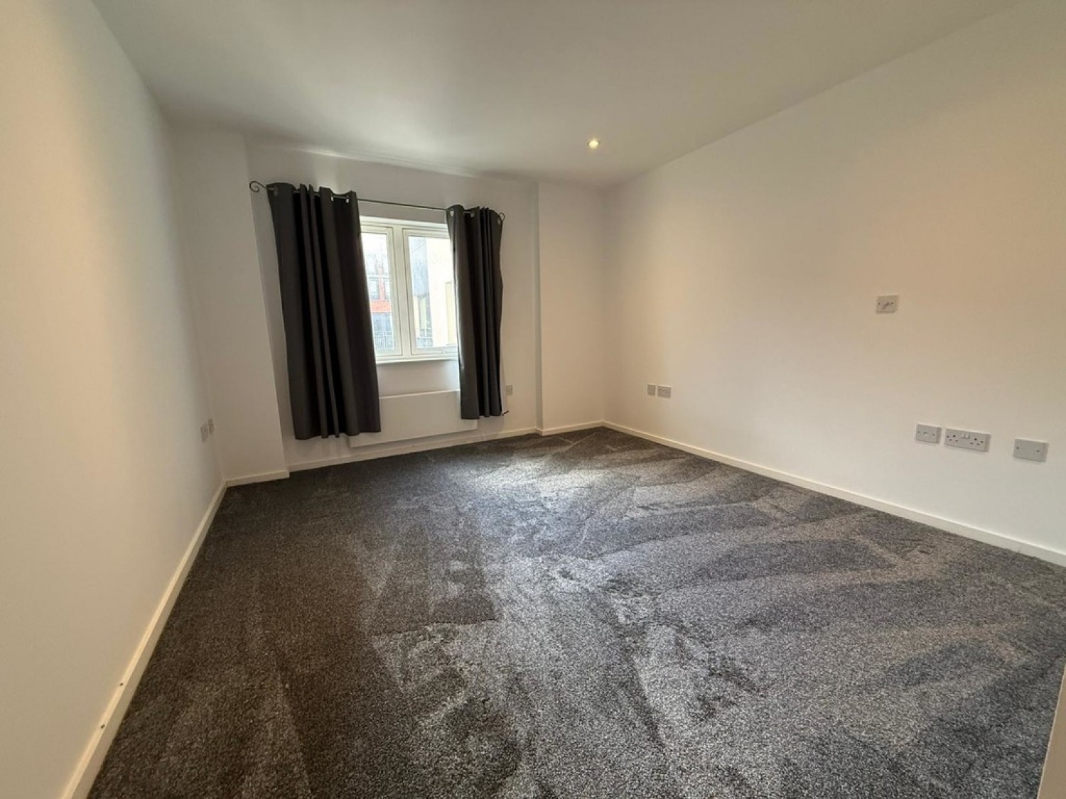 2 bedroom Flat for Letting Regent House, 89 Parade
