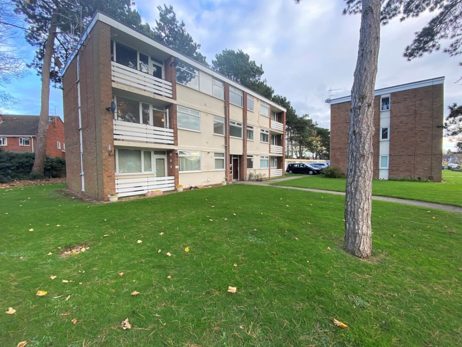 2 bedroom Flat for Letting All Saints Road, Warwick