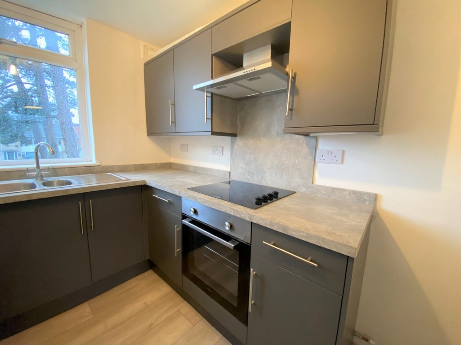 2 bedroom Flat for Letting All Saints Road, Warwick