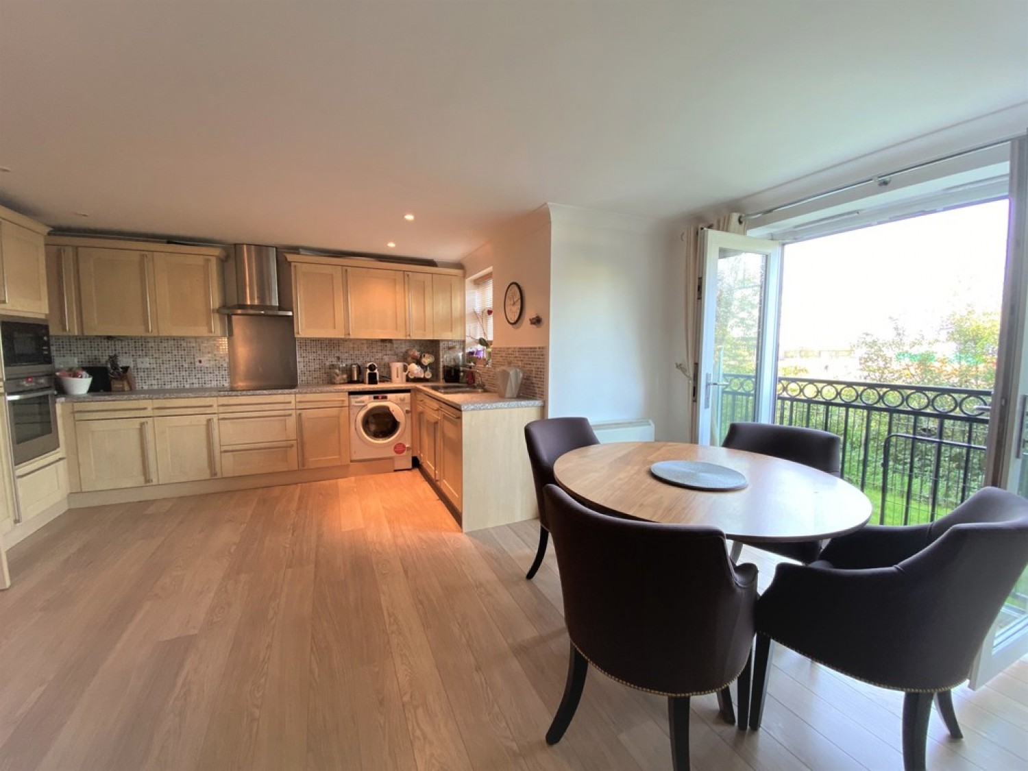 2 bedroom Flat for Letting Bread And Meat Close, Warwick