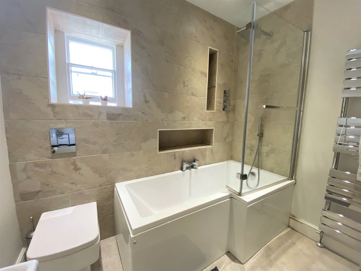 3 bedroom Flat for Letting Bertie Terrace, Warwick Place, Leamington Spa