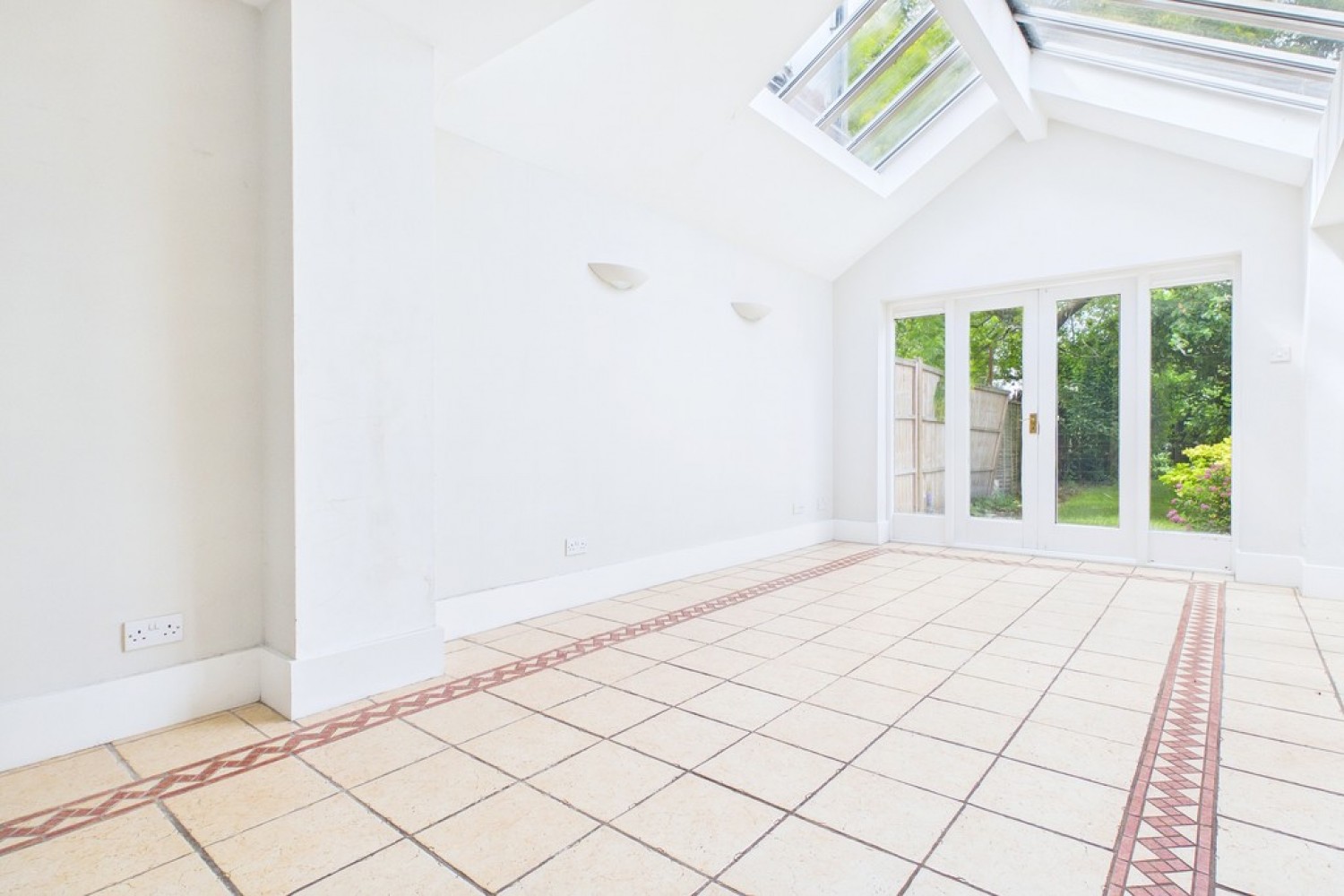 4 bedroom House for Sale Pear Tree Cottage, Russell Terrace, Leamington Spa