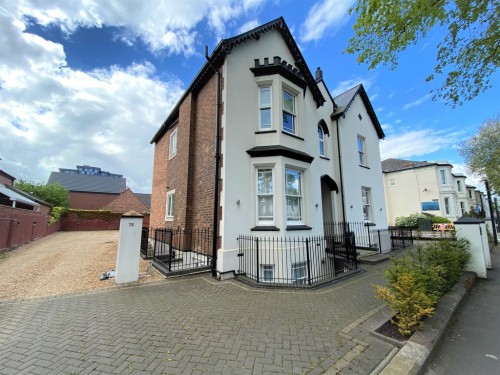 Avenue Road, Leamington Spa