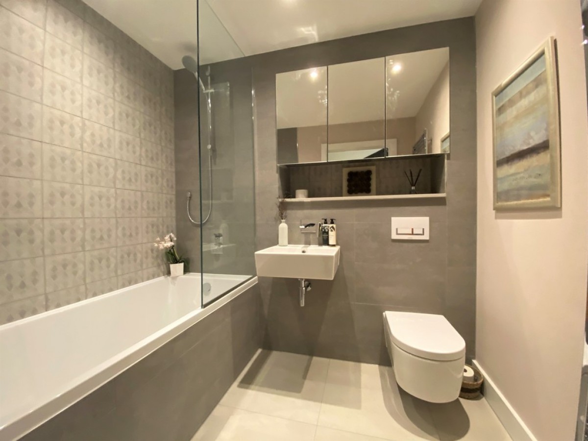 The Hide, Oxford Row, Leamington Spa