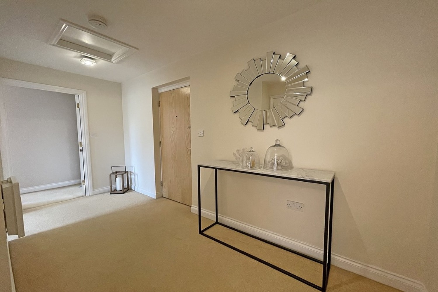 2 bedroom Flat for Letting Birch Meadow Close, Warwick