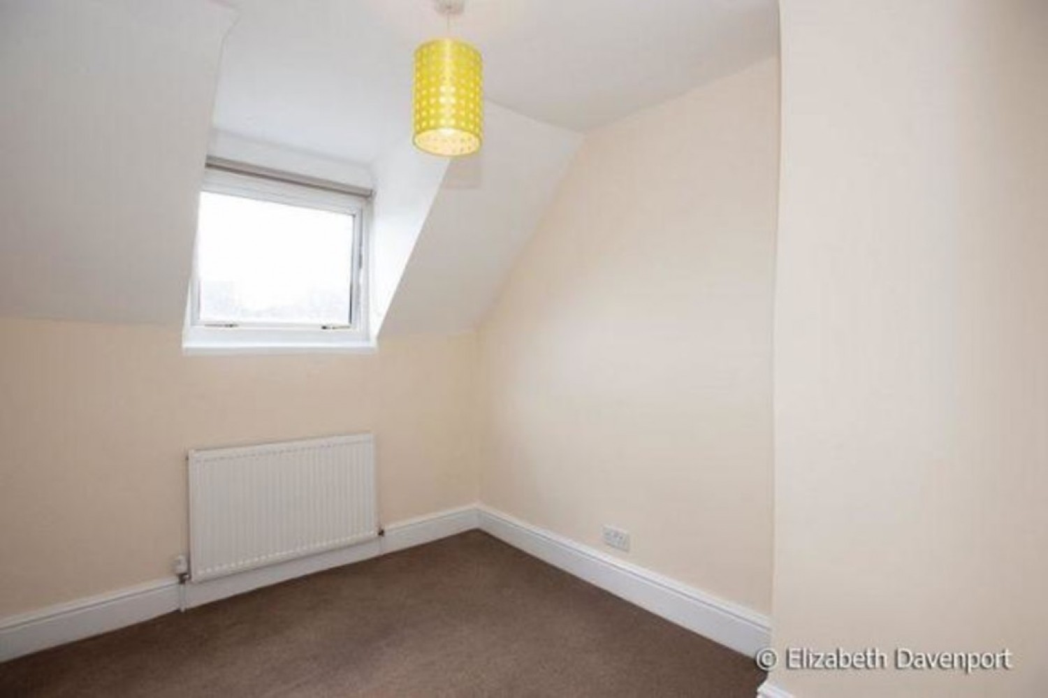 4 bedroom House in New Street, Kenilworth