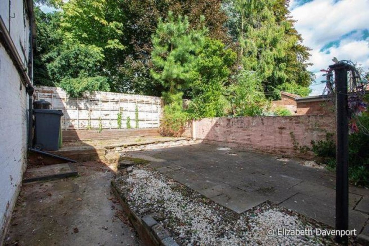 4 bedroom House in New Street, Kenilworth