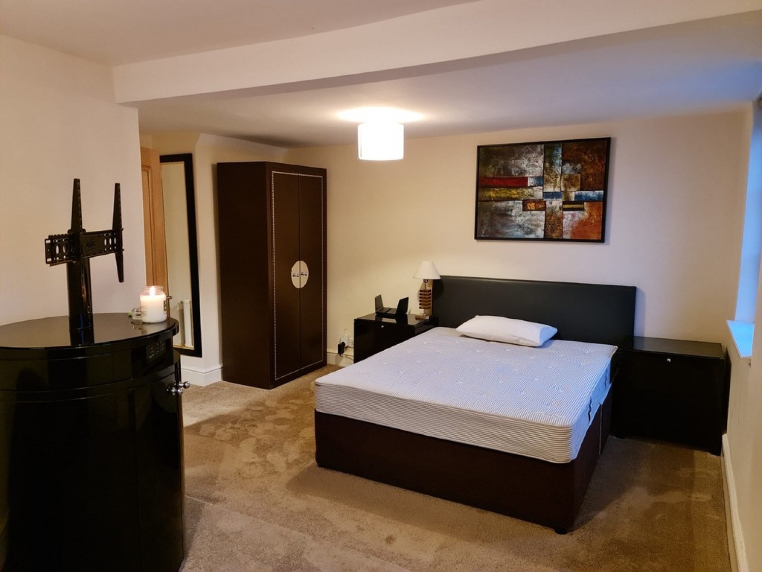 4 bedroom House in New Street, Kenilworth