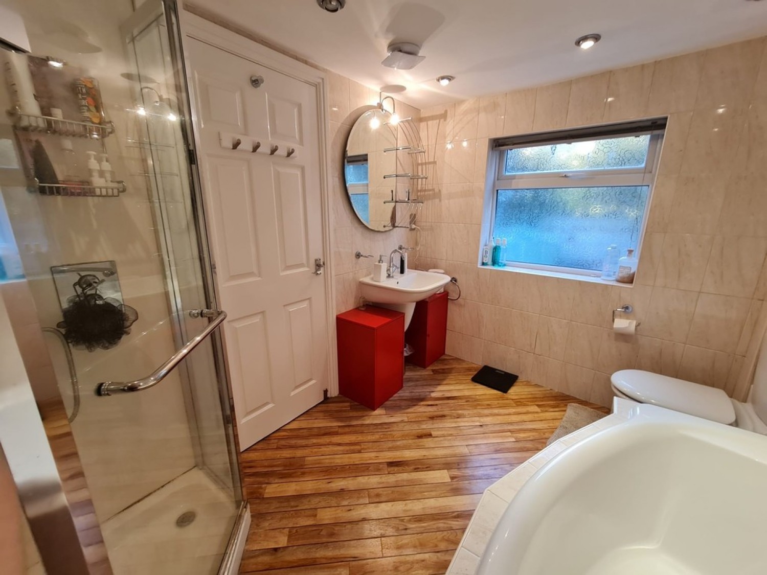 4 bedroom House in New Street, Kenilworth