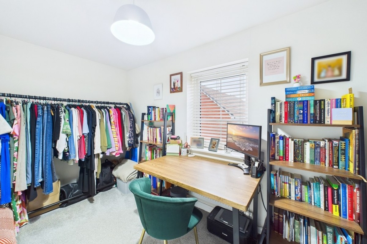 Clement Way, Warwick