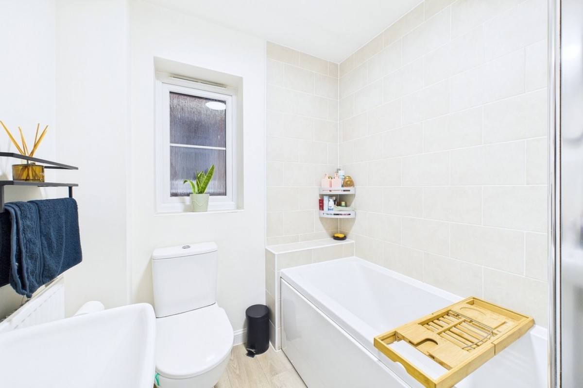 Clement Way, Warwick