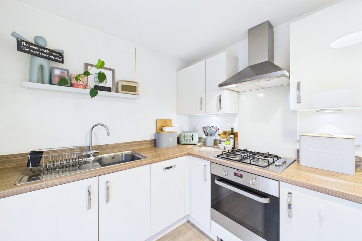 Clement Way, Warwick