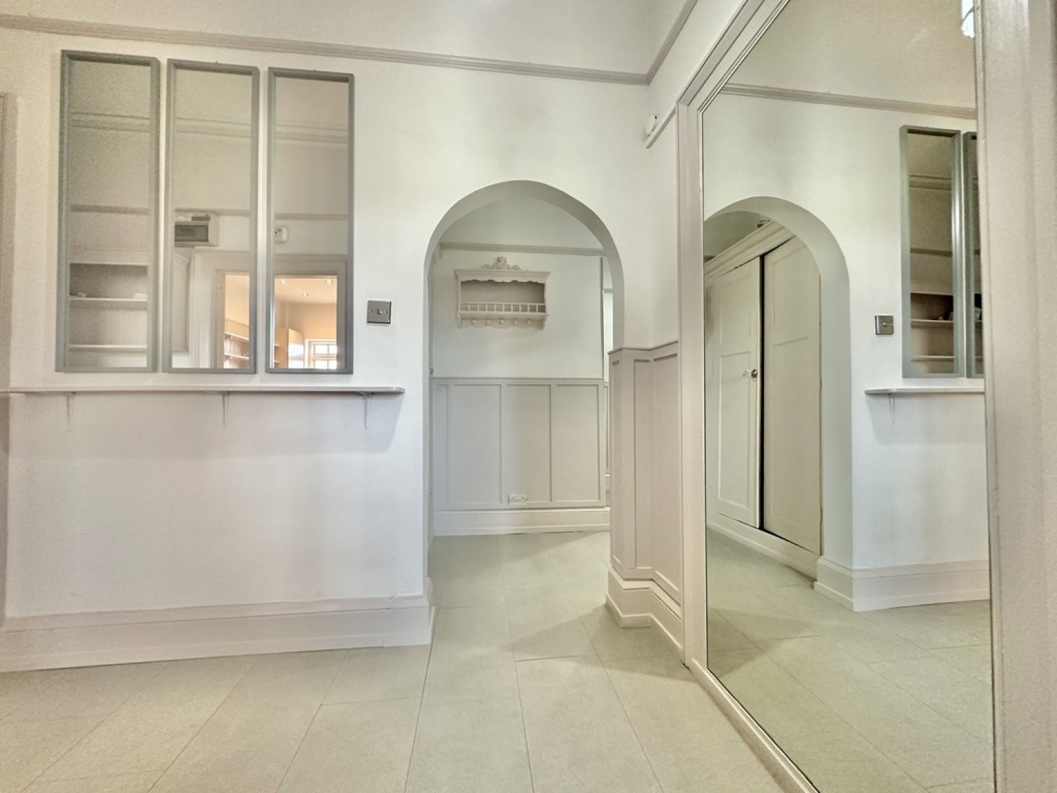 Lorien House, 40 Warwick Place