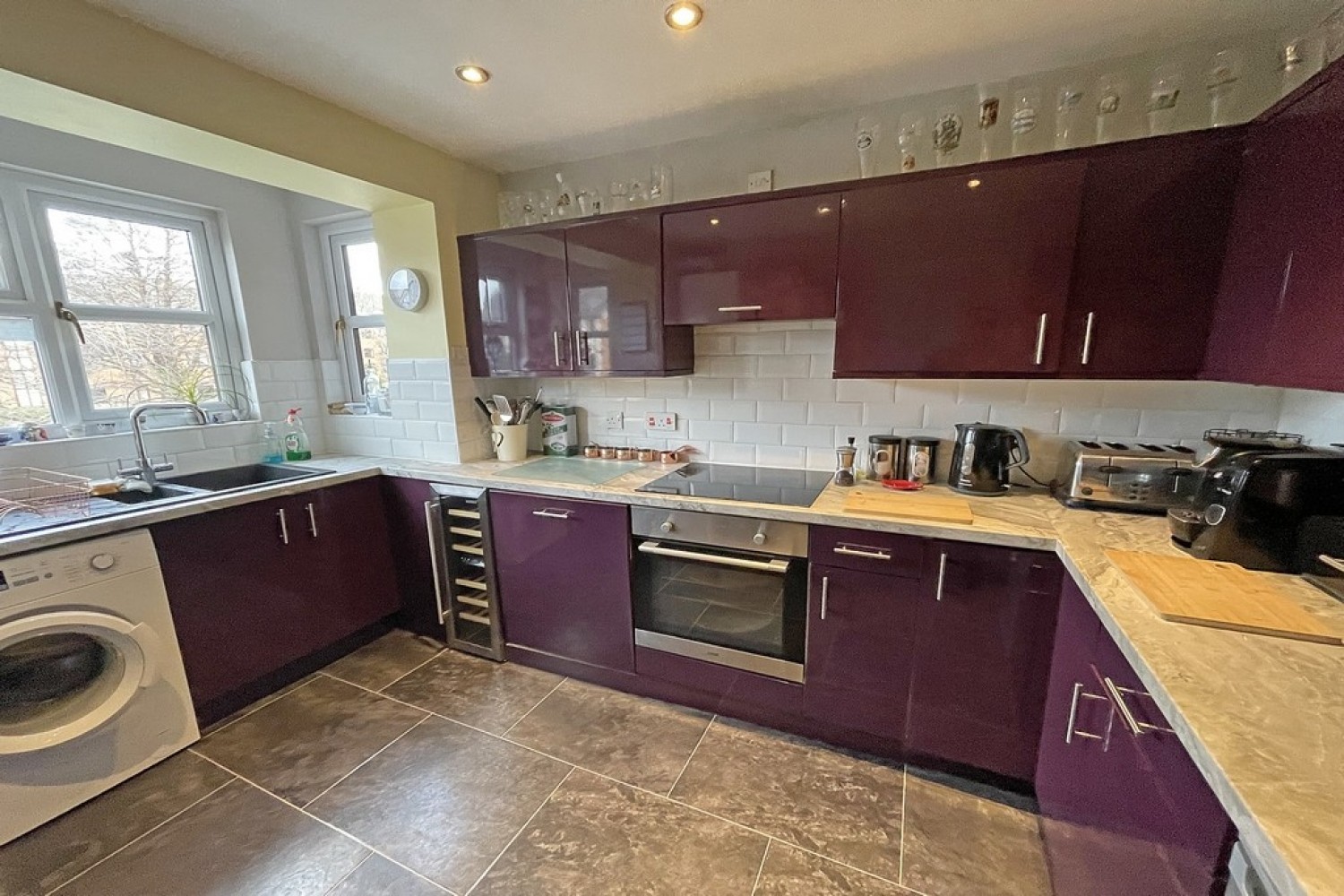 Aragon Drive, Warwick