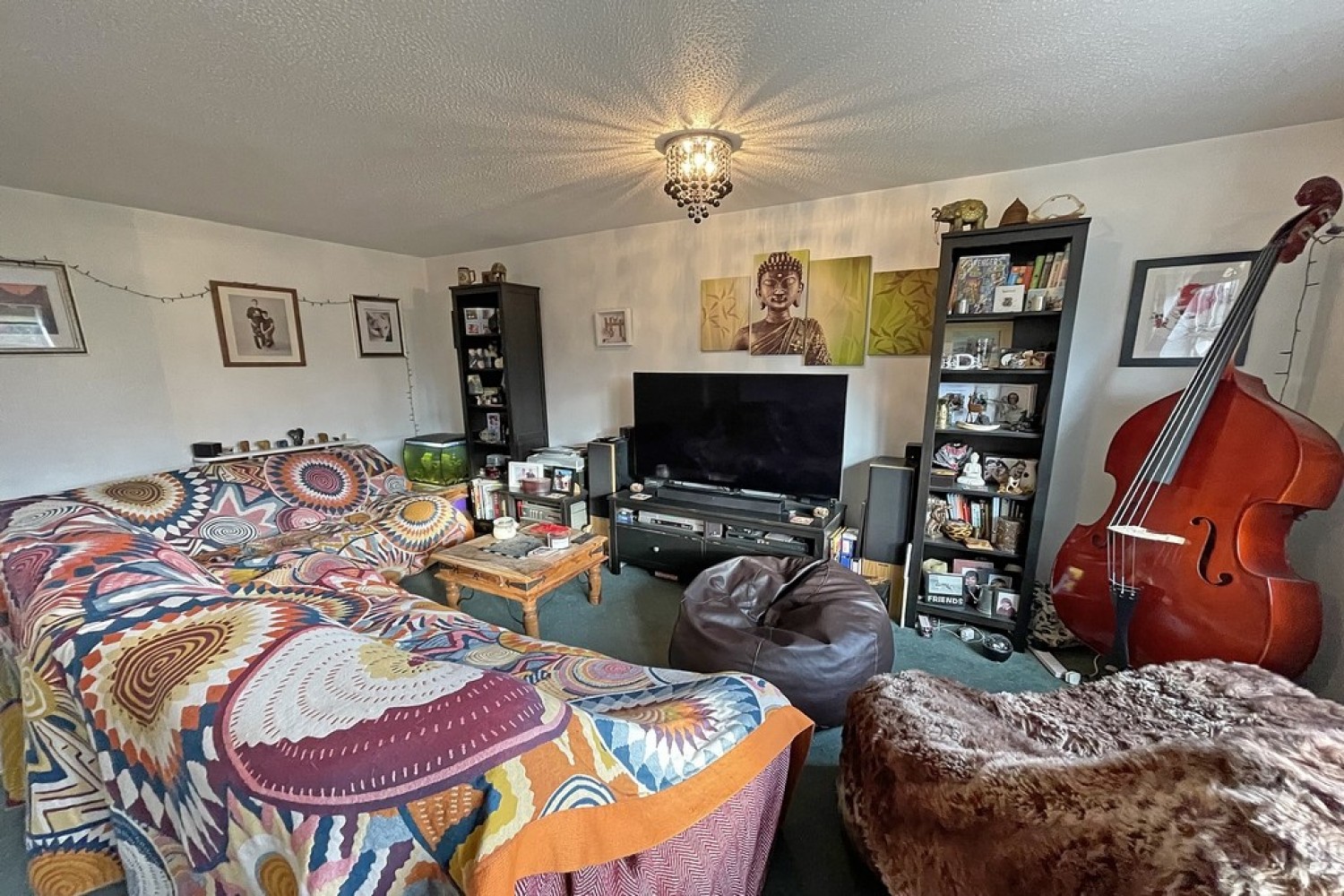 Aragon Drive, Warwick