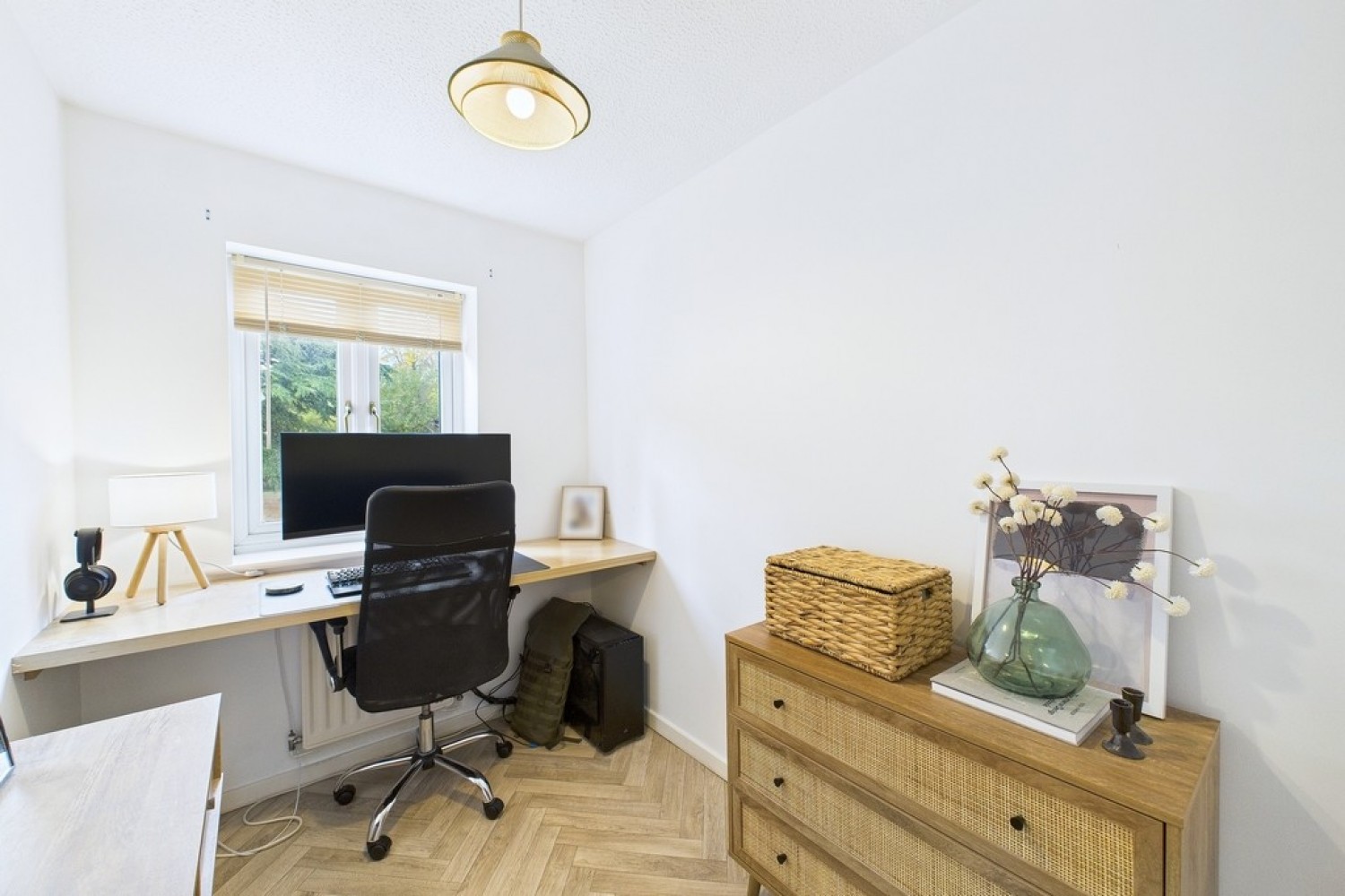 2 bedroom House for Sale Conifer Grove, Leamington Spa