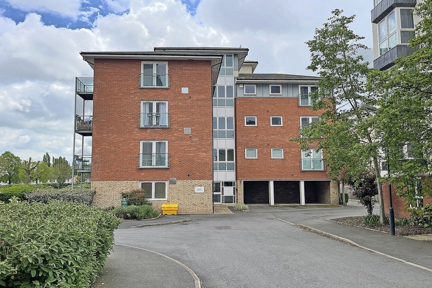 1 bedroom Flat for Letting Kempton Drive, Warwick