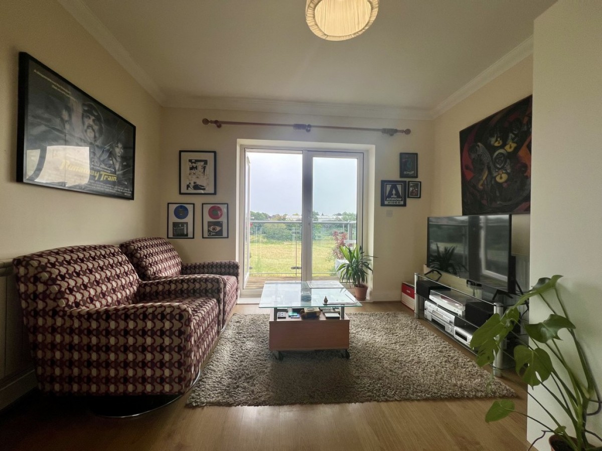 Kempton Drive, Warwick