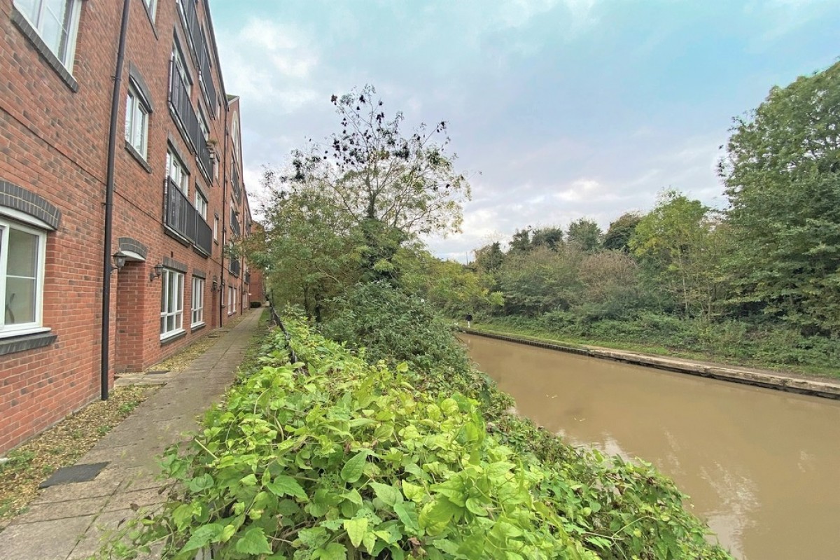 Chandley Wharf, Warwick