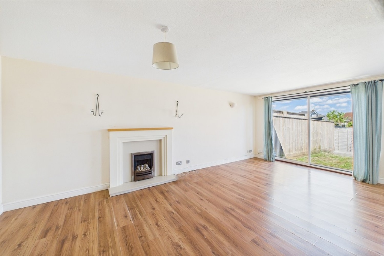Cotterills Close, Whitnash, Leamington Spa