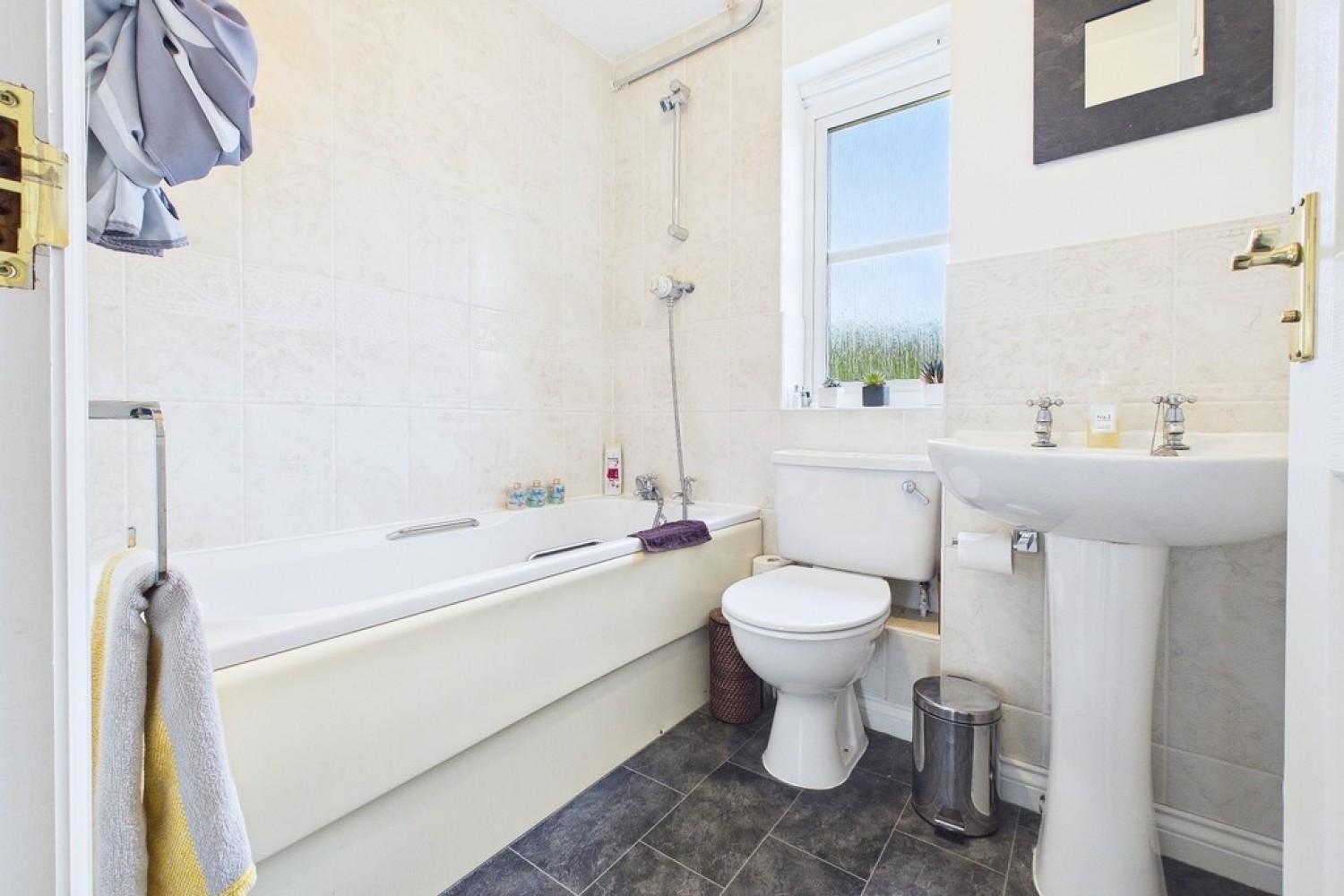 4 bedroom House for Sale Glendower Approach, Heathcote, Warwick