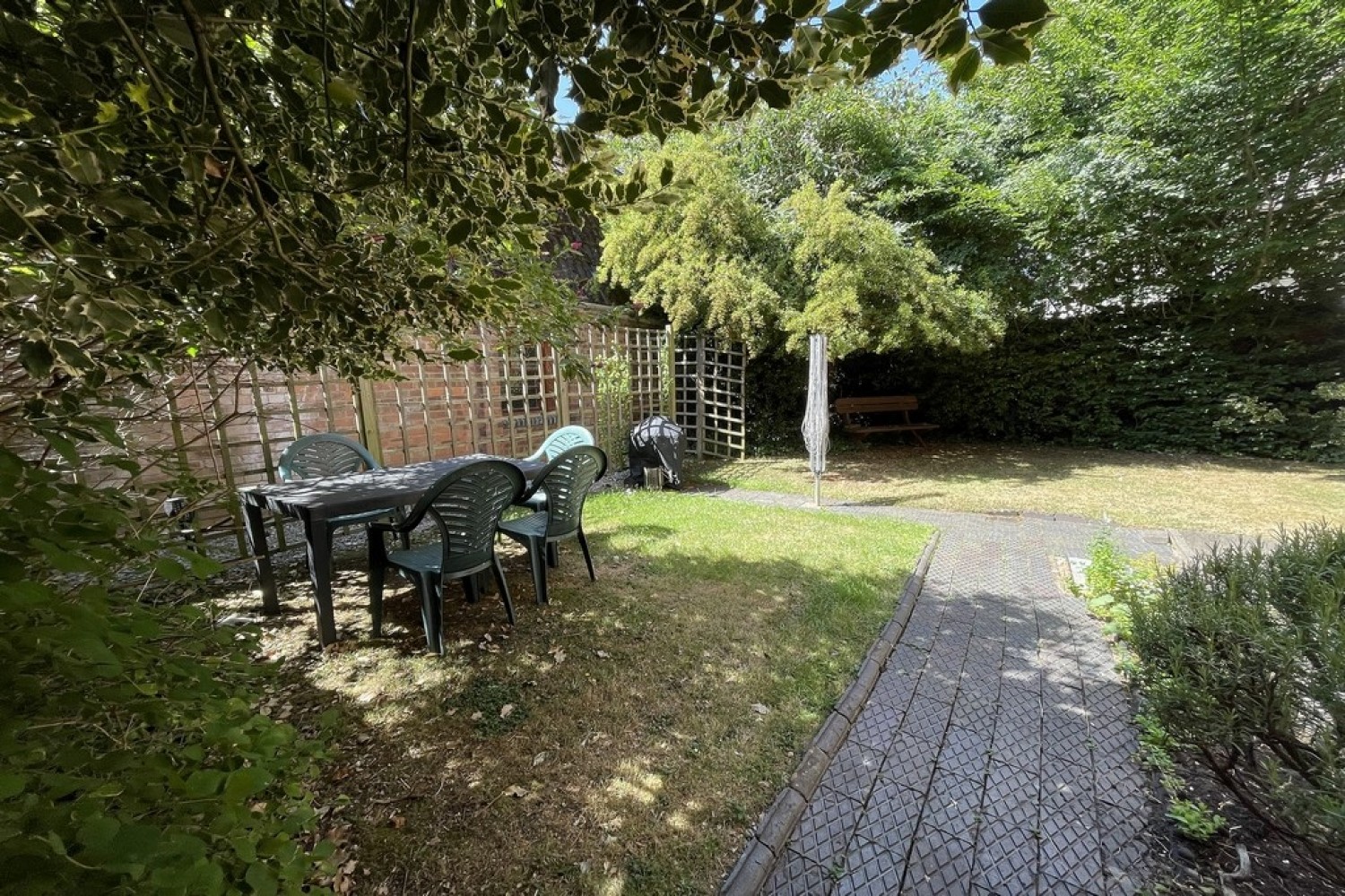 Binswood Avenue, Leamington Spa