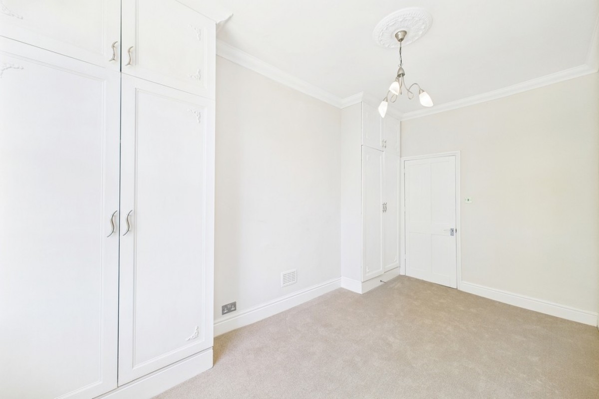 Binswood Avenue, Leamington Spa
