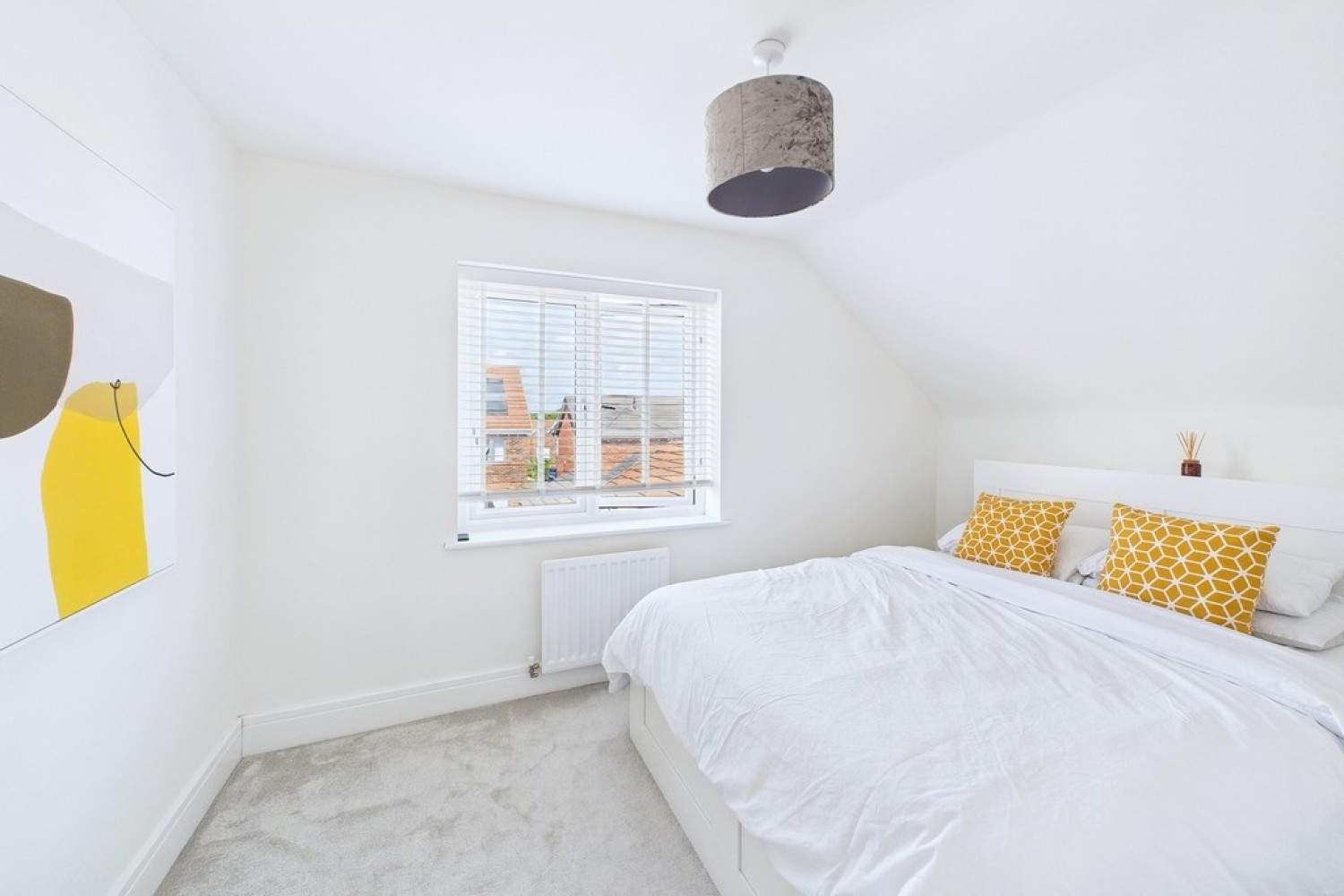 Muirhead Close, Warwick