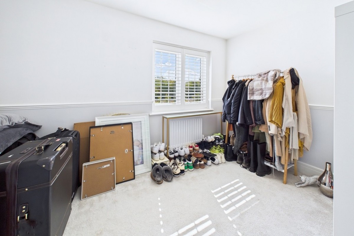 Muirhead Close, Warwick