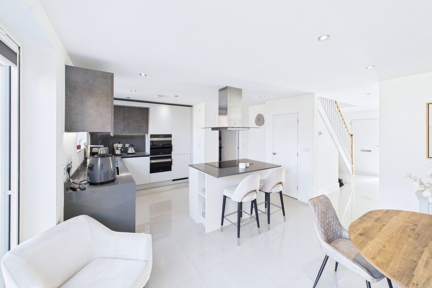 Muirhead Close, Warwick