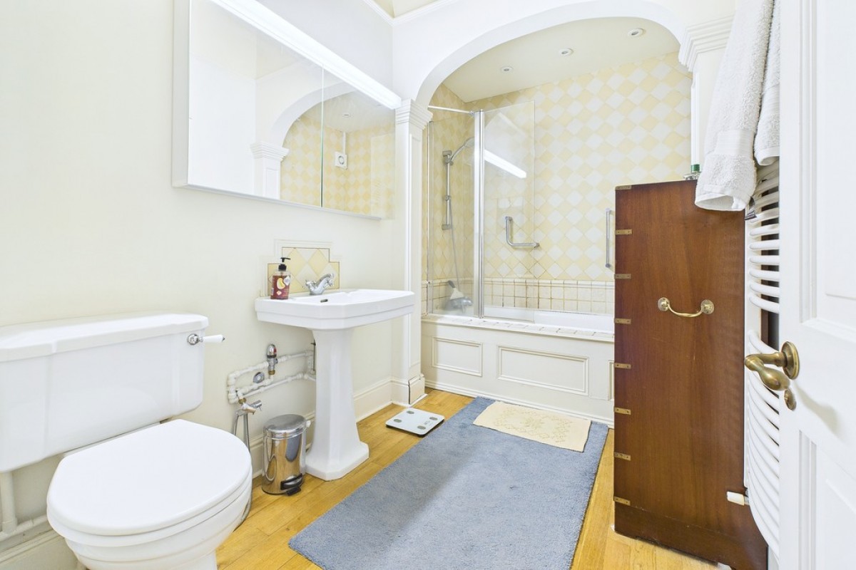 Garden apartment, 1 Beauchamp Avenue, Leamington Spa