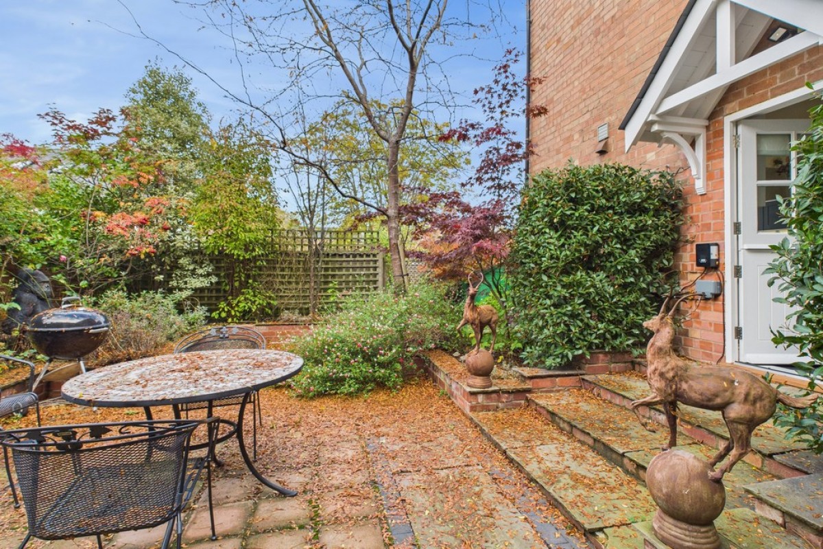 Garden apartment, 1 Beauchamp Avenue, Leamington Spa