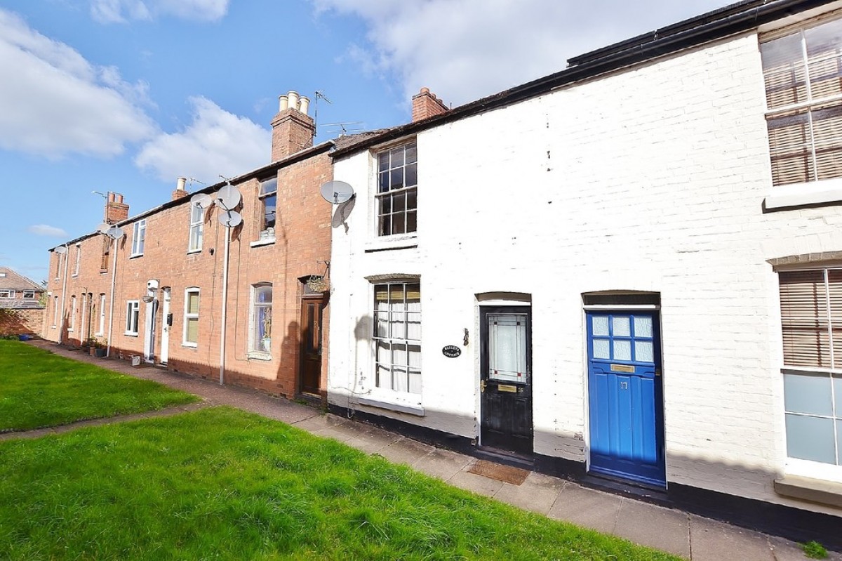 Off Heathcote Road, South Terrace