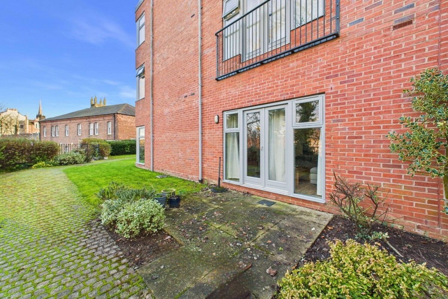 2 bedroom Flat in Avenue Road, Leamington Spa