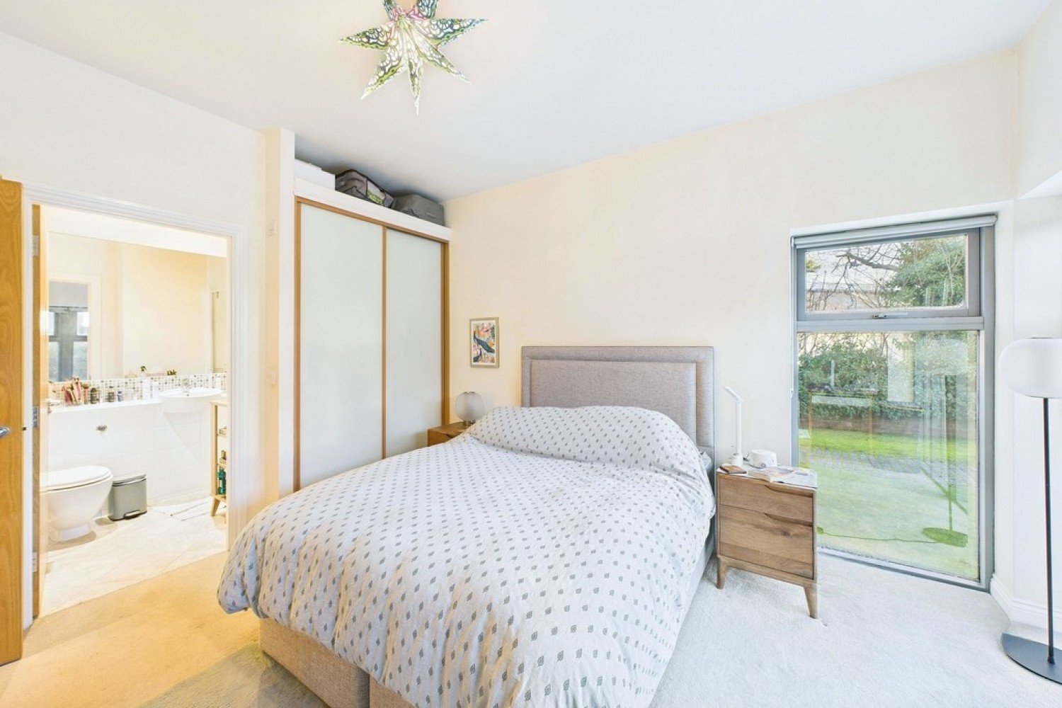 2 bedroom Flat in Avenue Road, Leamington Spa