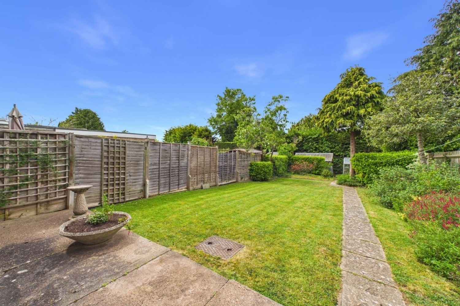 3 bedroom House for Sale Ashford Gardens, Whitnash, Leamington Spa