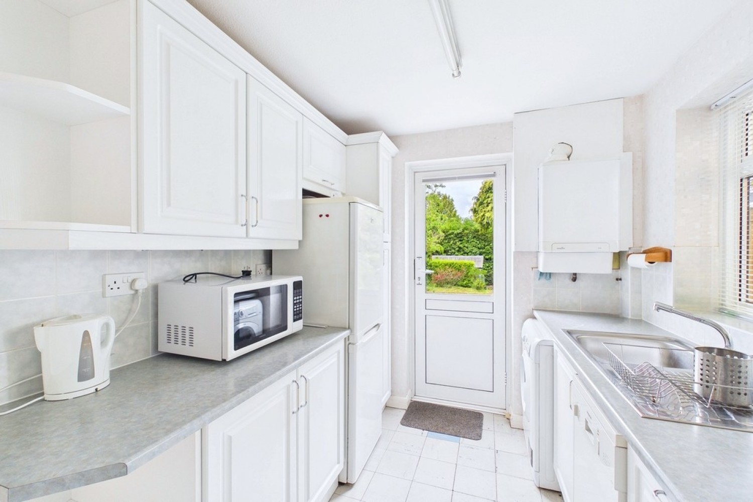 3 bedroom House for Sale Ashford Gardens, Whitnash, Leamington Spa