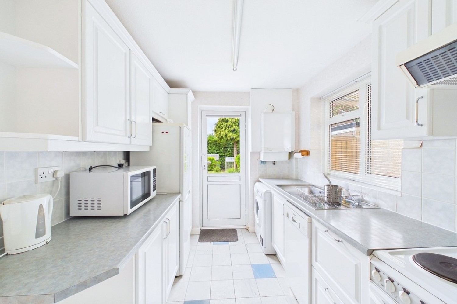 3 bedroom House for Sale Ashford Gardens, Whitnash, Leamington Spa