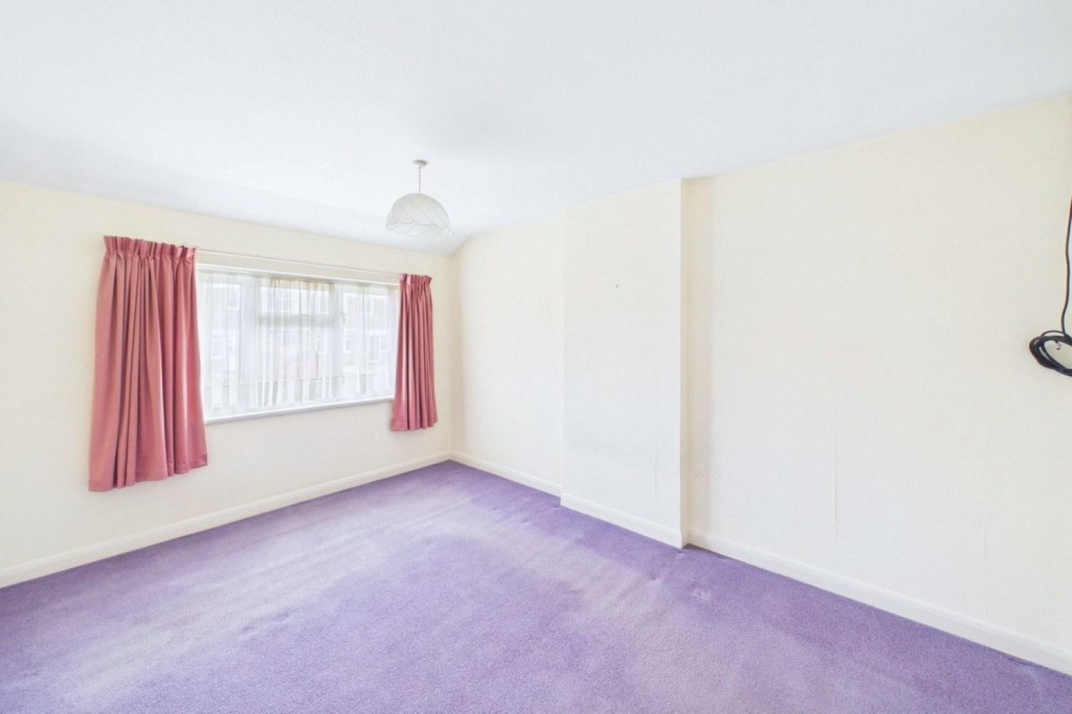 3 bedroom House for Sale Ashford Gardens, Whitnash, Leamington Spa