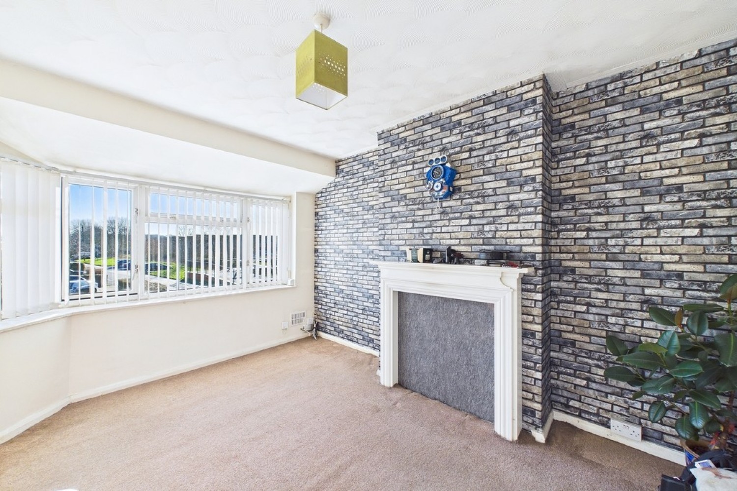 2 bedroom Flat for Sale Byron Avenue, Warwick