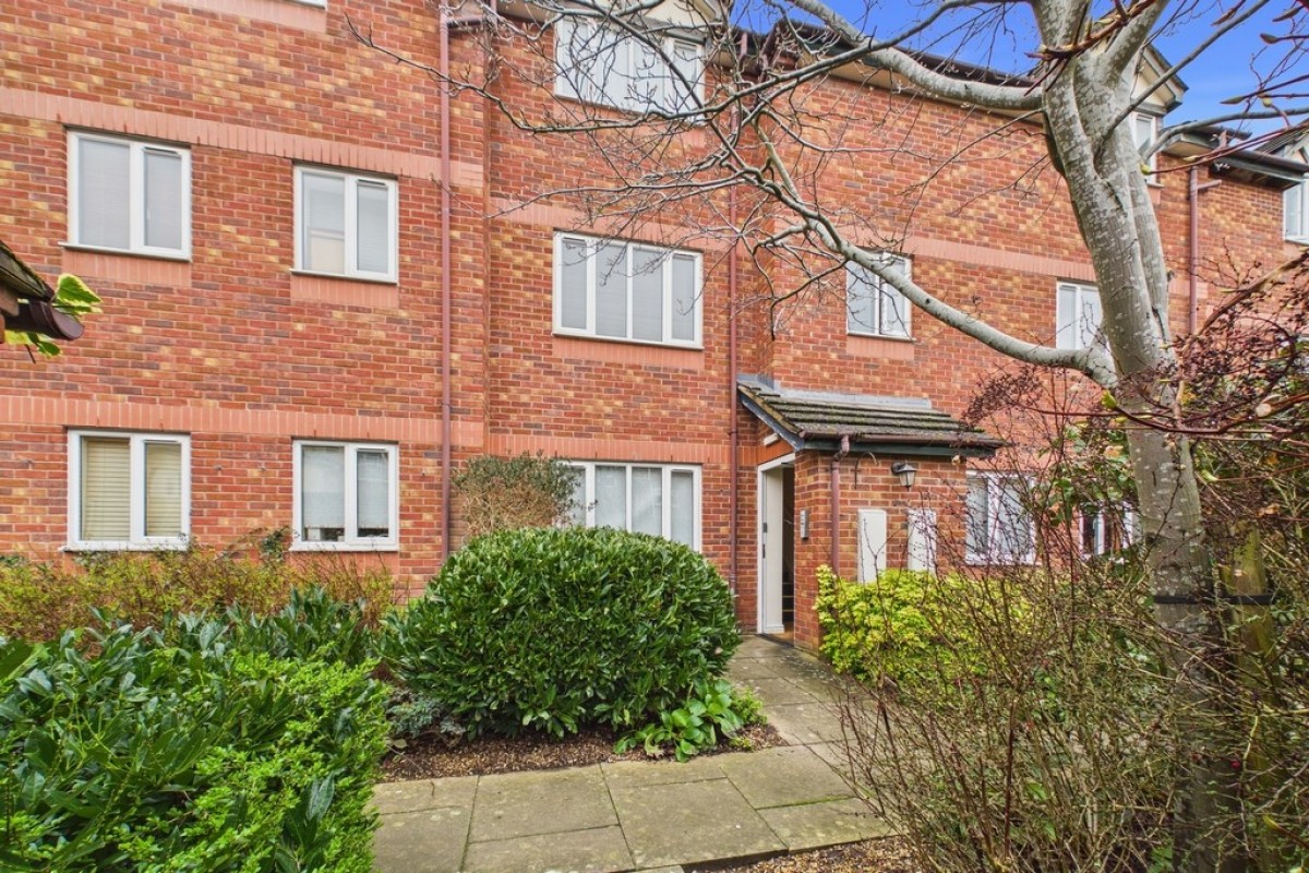 Cornwall House, Cornwall Place, Leamington Spa