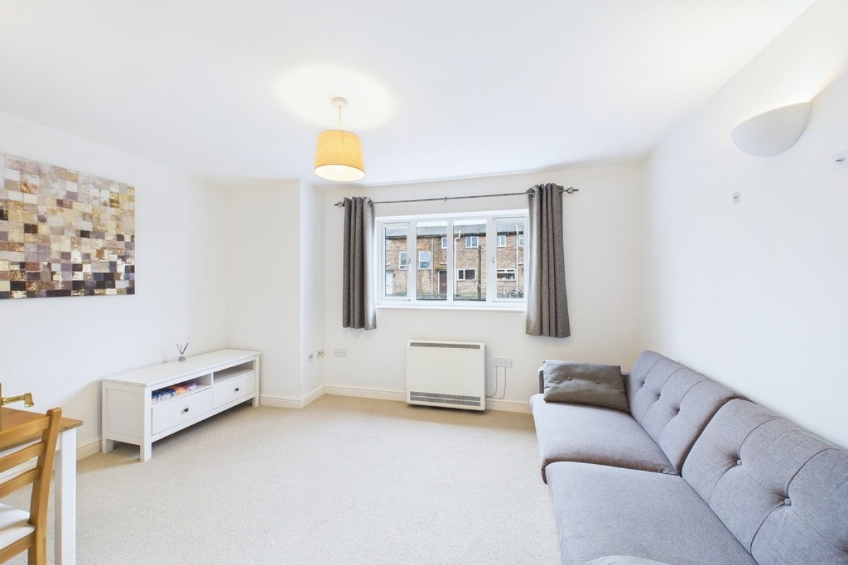 Cornwall House, Cornwall Place, Leamington Spa