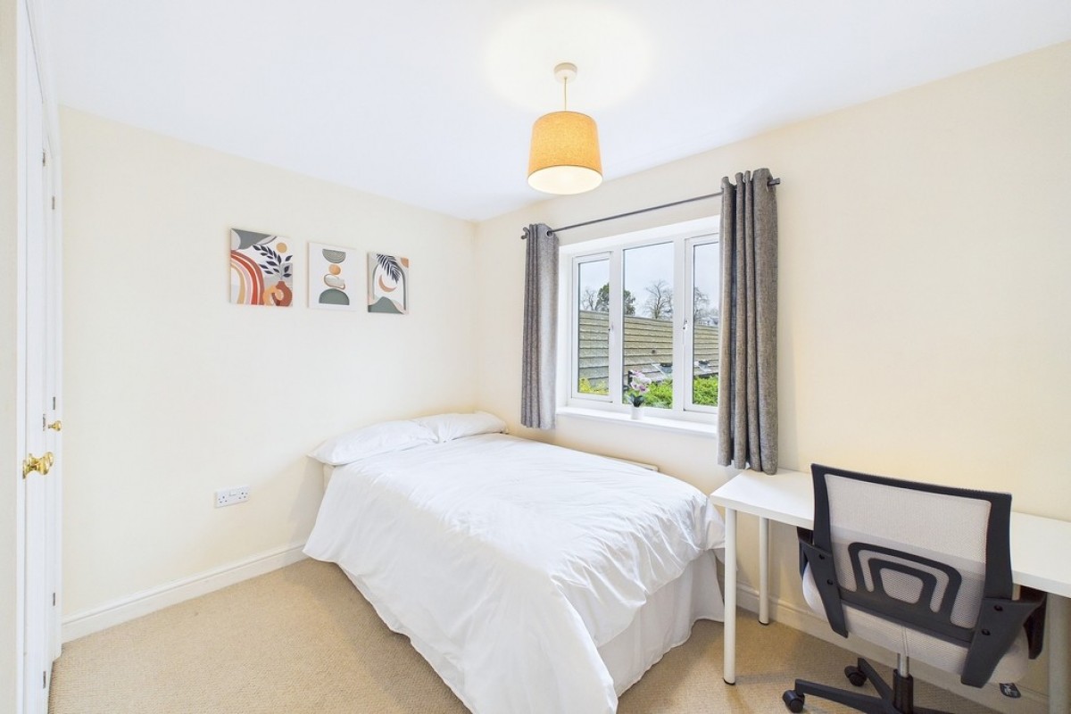 Cornwall House, Cornwall Place, Leamington Spa