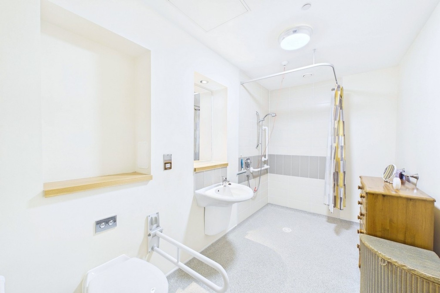 2 bedroom Flat for Sale Queensway, Leamington Spa